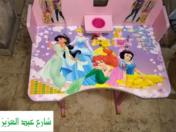 مرجيحة اطفال  و مكتب اطفال