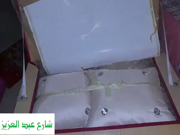 مفرش أطفال المجد 8 قطع | كالجديد بكرتونته الأصلية...