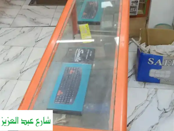 فرصة لا تعوض: زوج فاترينات عرض ألوميتال وزجاج...