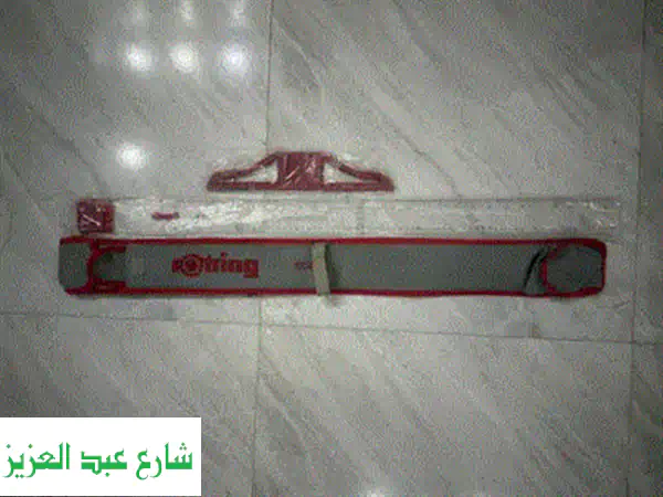 لوحة رسم هندسي ومسطره حرف تي