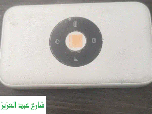 راوتر هوائي منتقل صغير شركة اورانج للبيع استخدام شهرين ممتاز مع مشتملاته بسعر 1000 جنيه