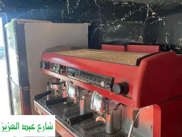 فوود تراك للبيع (كرفان كامل شامل اغراضه