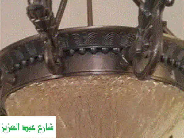 فرصة ذهبية: نجفة قنديل نحاس أصلي ٦ أذرع – 3 قطع نادرة بحالة ممتازة للبيع!