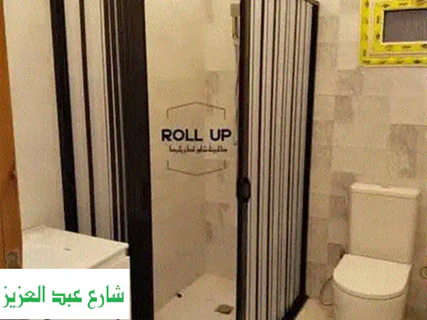 كابينة شاور Roll Up: بديل زجاج السيكوريت الآمن والأنيق | أسعار تبدأ من 3600 ج!