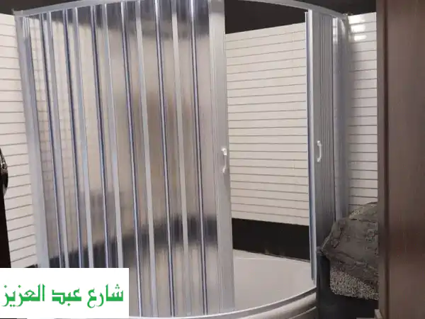 كابينة شاور رول آب: الحل الذكي للحمامات الصغيرة | شياكة، أمان وتركيب مجاني