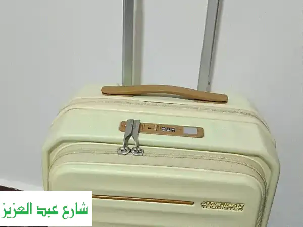 جهز لرحلتك: شنطة American Tourister كابينة 54 سم | بحالة...