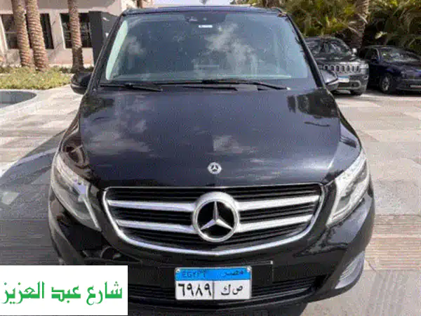 تأجير مرسيدس فيانو V250 بسائق في القاهرة: فخامة...