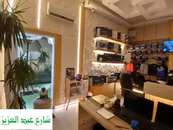 بلايستيشن 4 أمريكي أصلي من المهندس: 45 لعبة، 2 ذراع،...