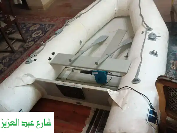 قارب زودياك بموتور 3.6 حصان: انطلق في مغامرات بحرية! متعة، سهولة، واقتصادية.