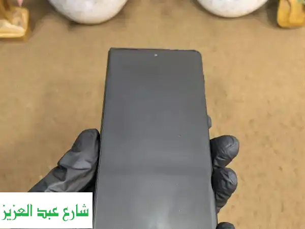 امتلك Motorola Razr Fold FIFA Edition الفاخر | كسر زيرو 512GB - حصري ونادر!