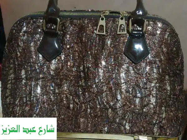 شنطة بنى