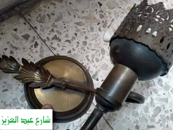 نجفة انتيك اصلية من النحاس من سبعينات الزمن الجميل + 4 اباليج جانبية