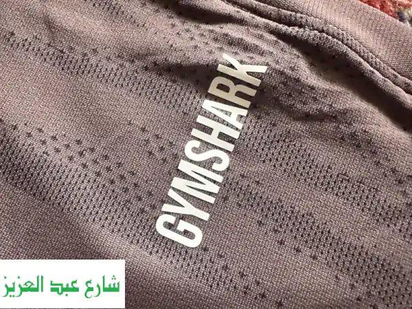 تيشيرت Gymshark Animal Geo Seamless بنفسجي (مقاس M) | أناقة وأداء بلا حدود