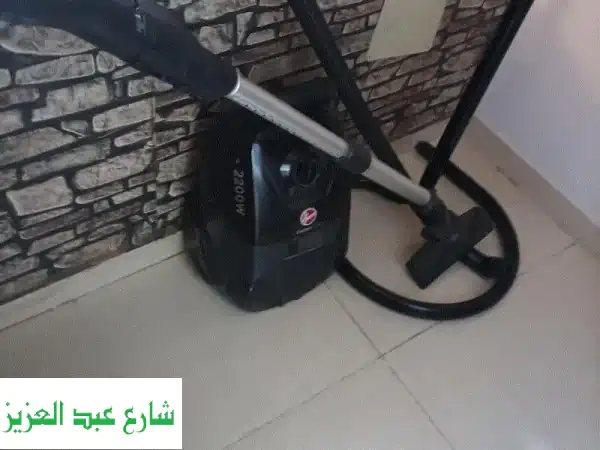 لقطة! مكنسة هوفر 2200W كأنها جديدة - استخدام شهر فقط...