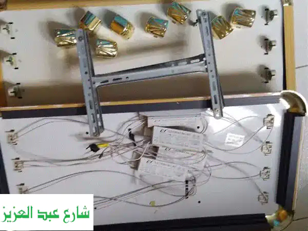 أضِف إشراقة لمكانك! | 2 كشاف إضاءة نيون 4 لمبات 60...