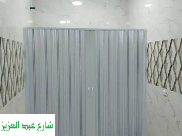 وداعًا لضيق الحمام! كابينة شاور Roll Up الذكية بـ 3600 ج فقط – أرخص وأشيك تقفيل في مصر!