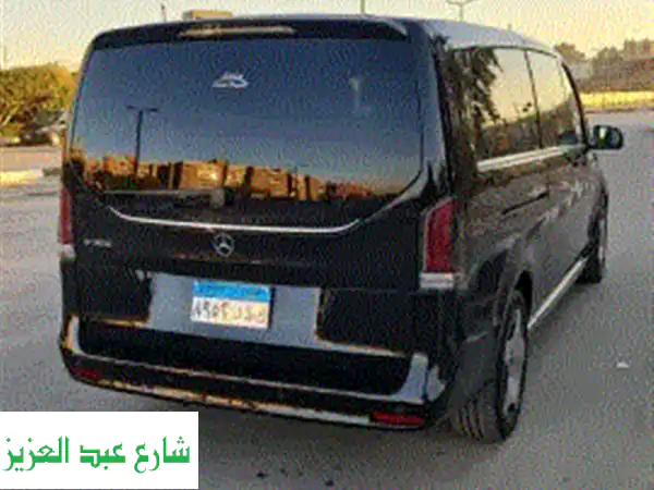 احجز مرسيدس V300 VIP: نقل فاخر ومريح إلى مراسي والساحل الشمالي