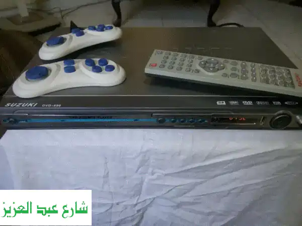 اكتشف متعة الترفيه المتكامل مع Suzuki DVD-690: مشغل أقراص...