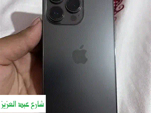 آبل  آيفون 11 برو ماكس ٢٥٦ جديد متبرشم ضمان سنه من ابل