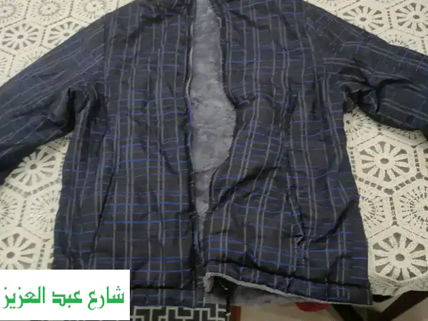 جاكيت اصلي فرو شتوي اطفالي سن 11 استخدام خفيف حاله زيرو