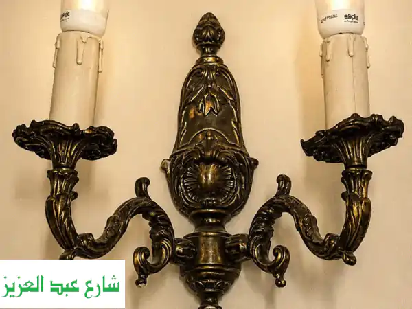 chandliers with applique
